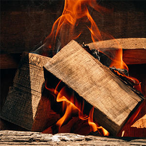 sac de jute rempli de buchettes