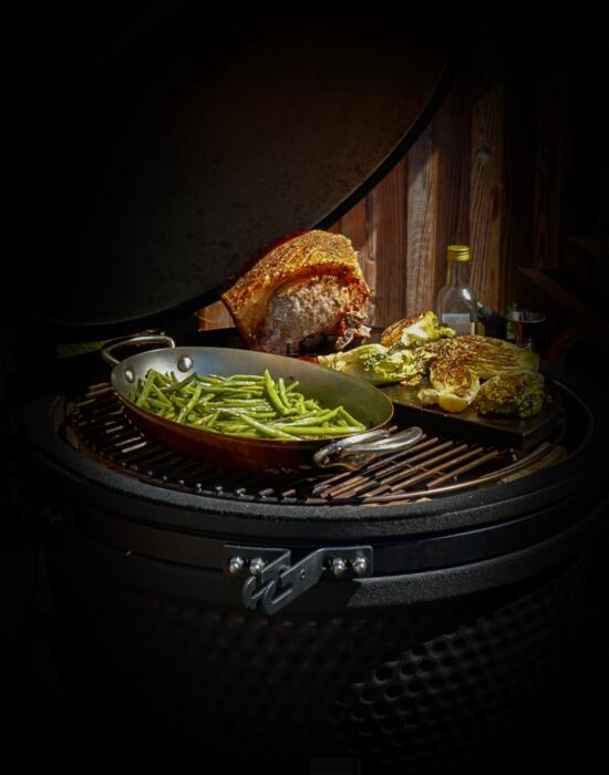 Carré de cochon au Kamado