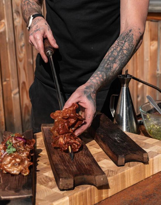 Spiedini di mortadella – Pesto di pistacchi e nocciole