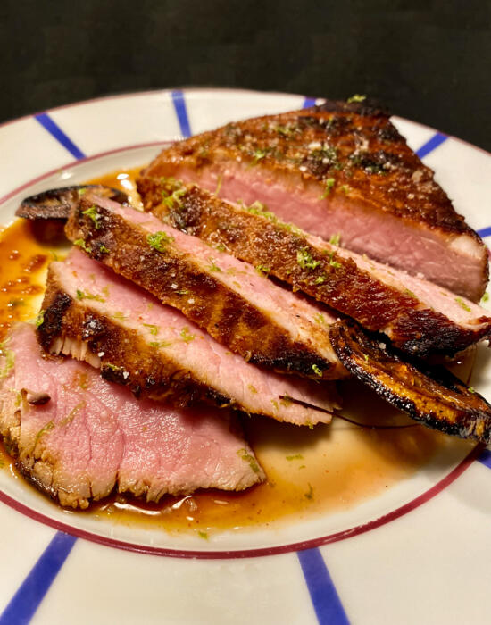 Vitello marinato al Soya su Braciere